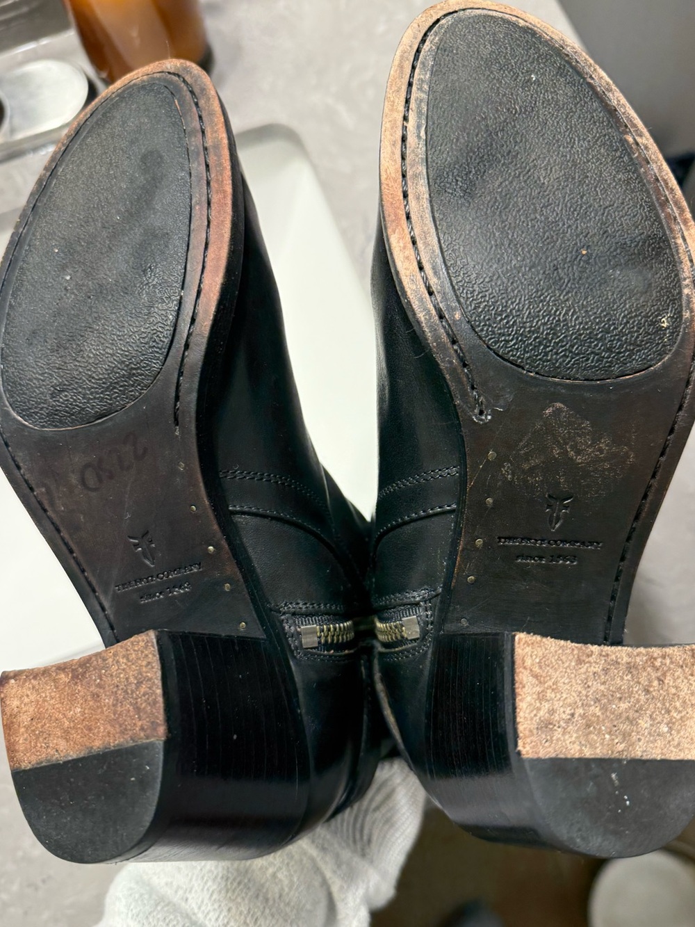 Frye Janis Shield Western size 8 Black Leather Ankle Booties Buckle stack heel - Picture 12 of 15
